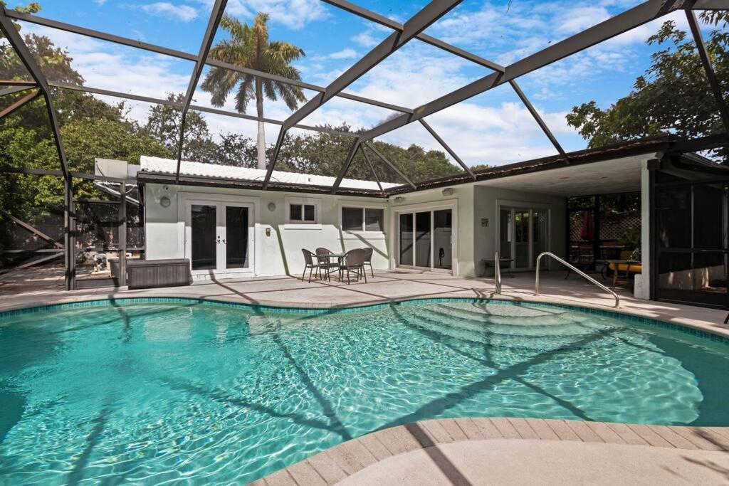 Heated Pool I Soundproof Home I Firepit I 630Mbps Hollywood Exterior photo
